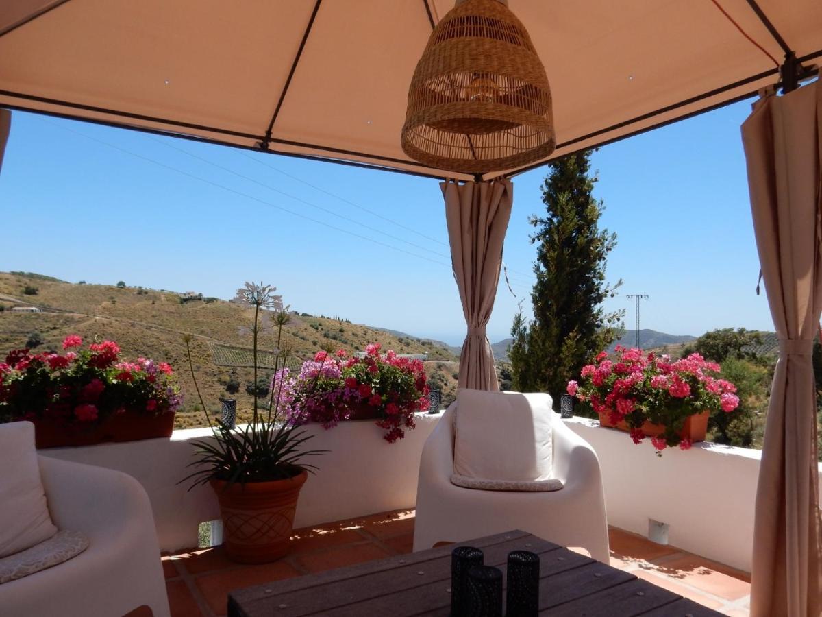 Bed And Breakfast Lagabella Sedella Екстер'єр фото